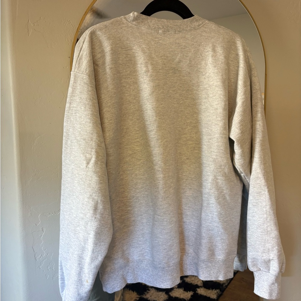 The Bar VARSITY SWEATSHIRT LT HEATHER GREY/BIG APPLE RED - Picture 5 of 6
